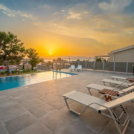 Marianna - Thea - Аргостолион